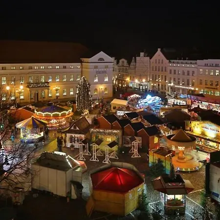 Urlaub Im Herzen Wismars 1og Sued B * Wißmar